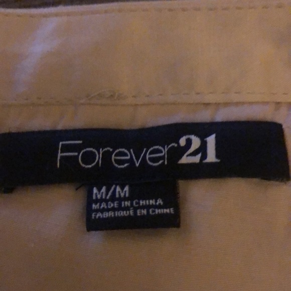 Beautiful satin and lace skirt - Picture 7 of 8